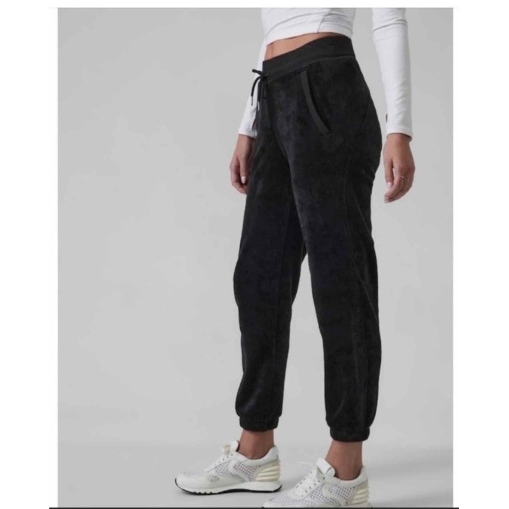 Athleta Cozy Karma Recover Jogger Size L (36x27) Fleece Sweatpants Black 511385